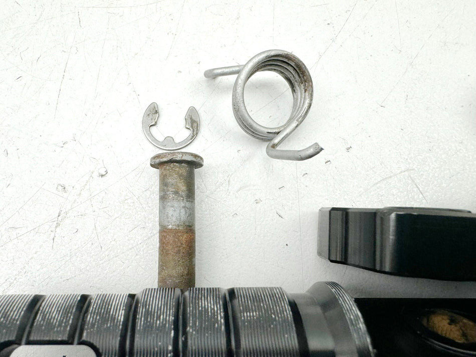APRILIA RS 125 XA GP Replica Estriberas delanteras conductor Aluminio fresado Estribera izq der
