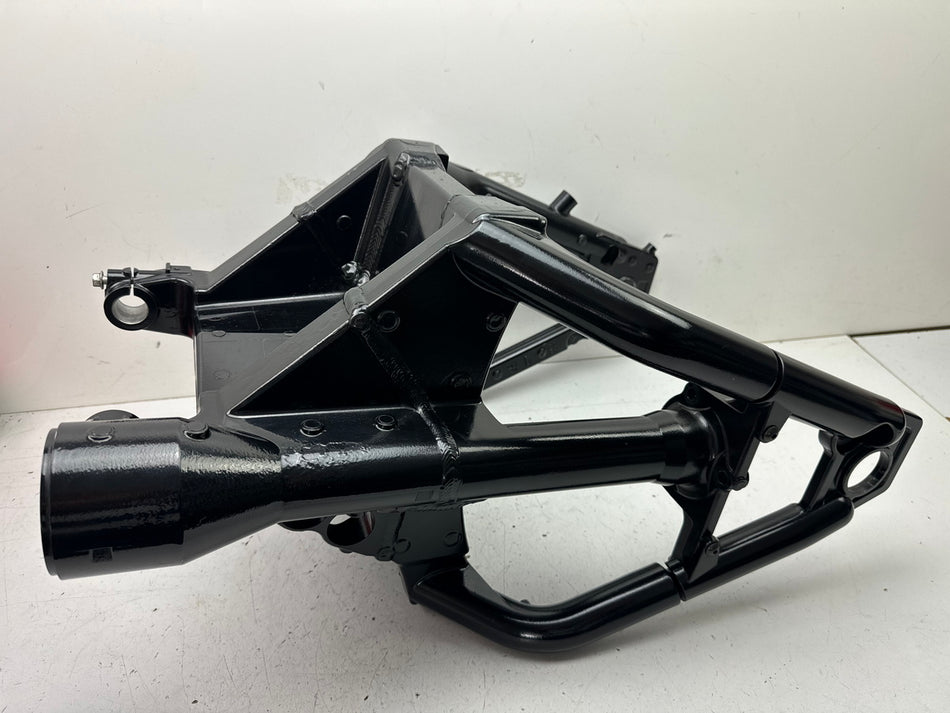 SUZUKI VLR 1800 T WVCT C 1800 R Schwinge Hinterradschwinge Swingarm für Felge