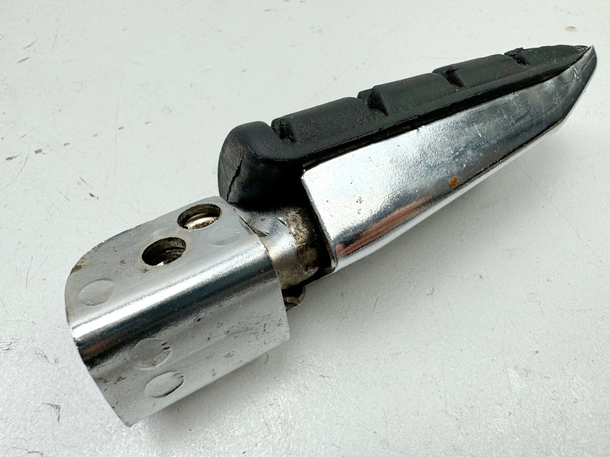 YAMAHA FZX 750 2MU (2JE) Rear left passenger footrest