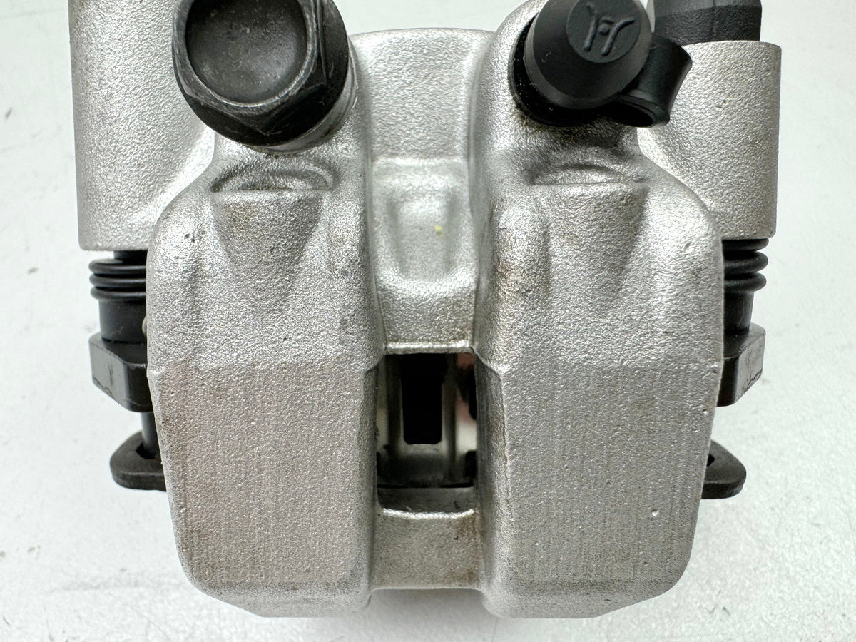 APRILIA RS 125 XA GP Replica Bremssattel hinten Bremszange Bremskolben Klötze