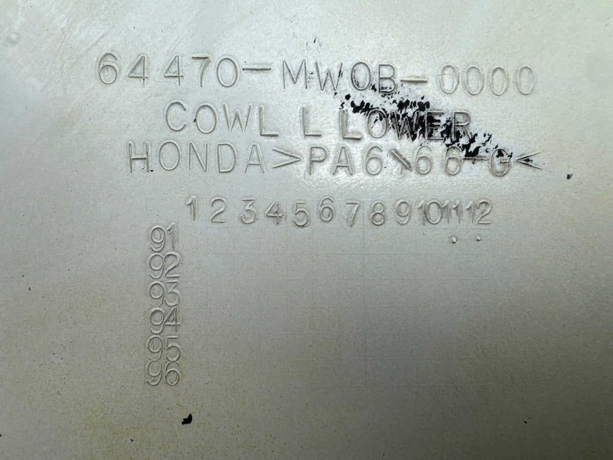 Honda CBR 900 SC28 Verkleidung Bug links unten Abdeckung Cover Bugspoiler 92-95