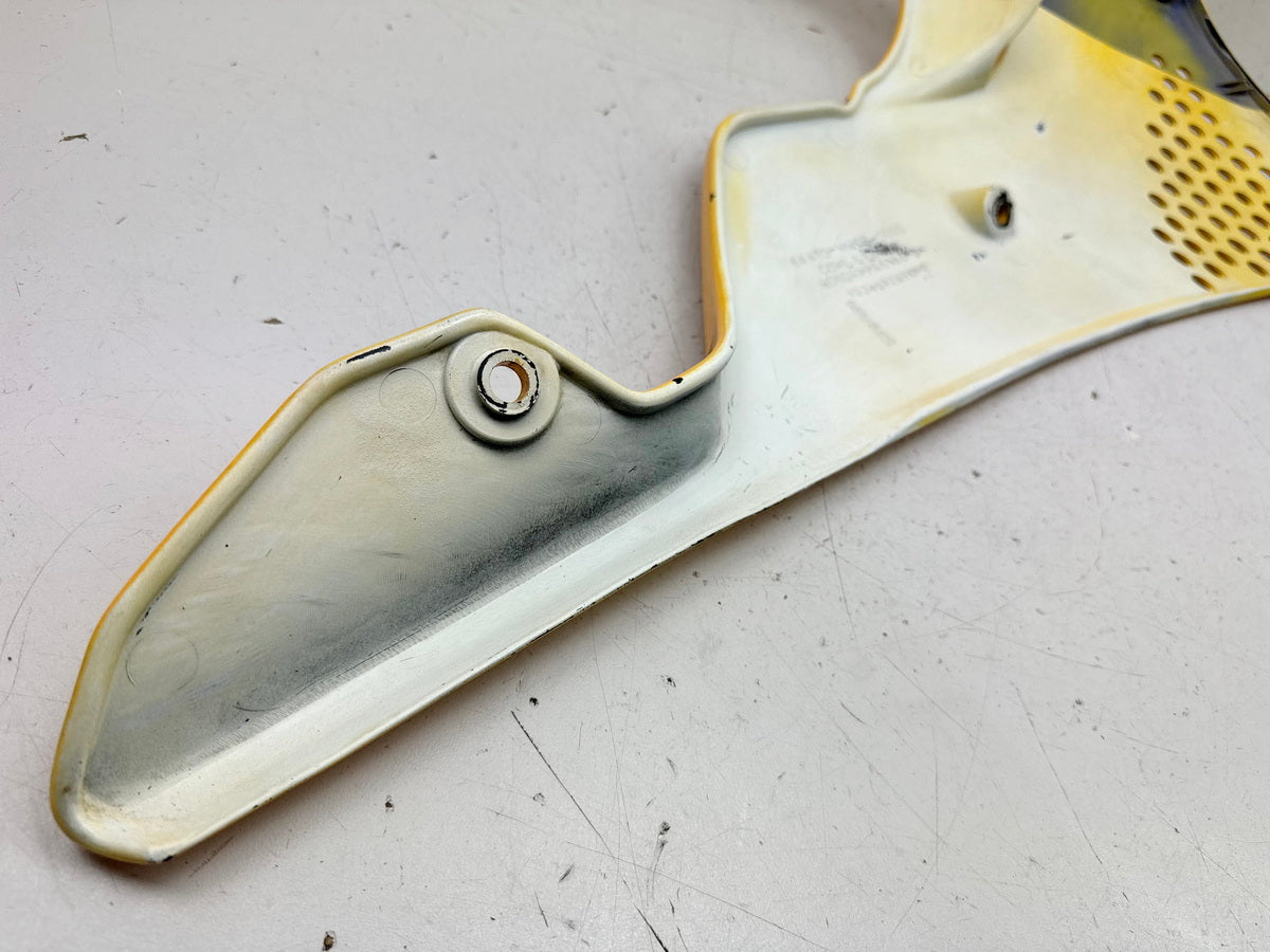 Honda CBR 900 SC28 Verkleidung Bug links unten Abdeckung Cover Bugspoiler 92-95