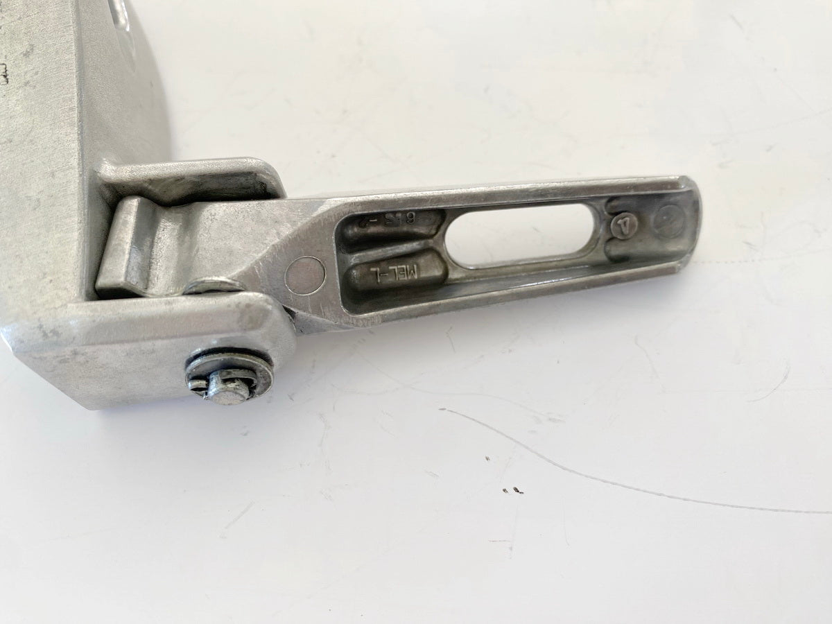 HONDA CBR 600 RR PC40 Fußrastenanlage Sozius links Halter Fußraste Träger 07-13
