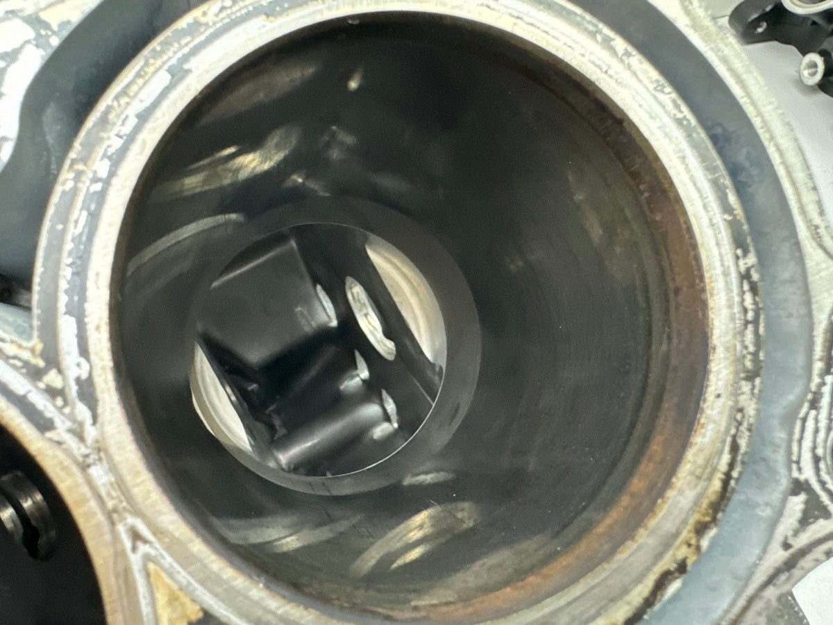 Honda CBR900 SC28 Motorgehäuse Motorblock Kurbelgehäuse Kolben Motor 92-93