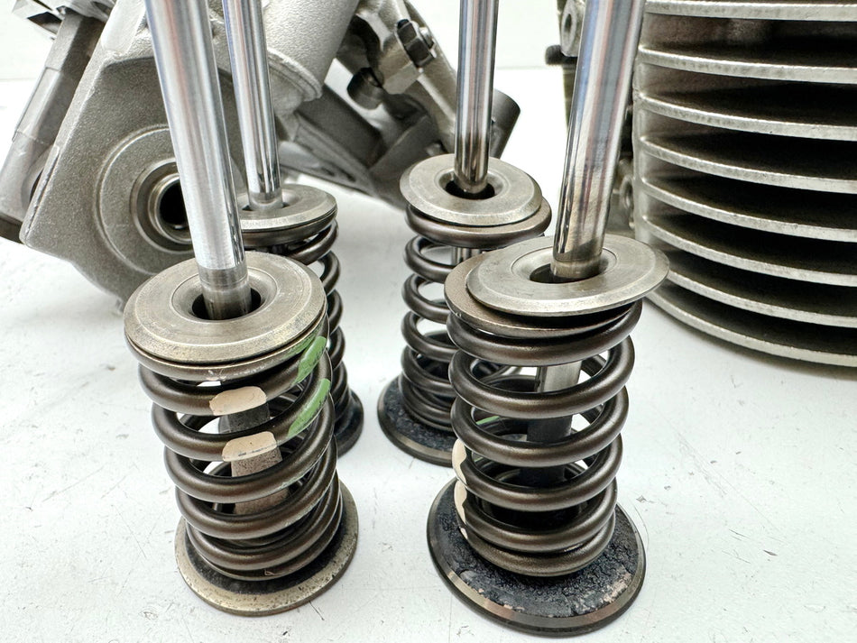 BMW R 1100 GS 259 Zylinderkopf links Nockenwelle Kipphebel Ventile (für Motor)