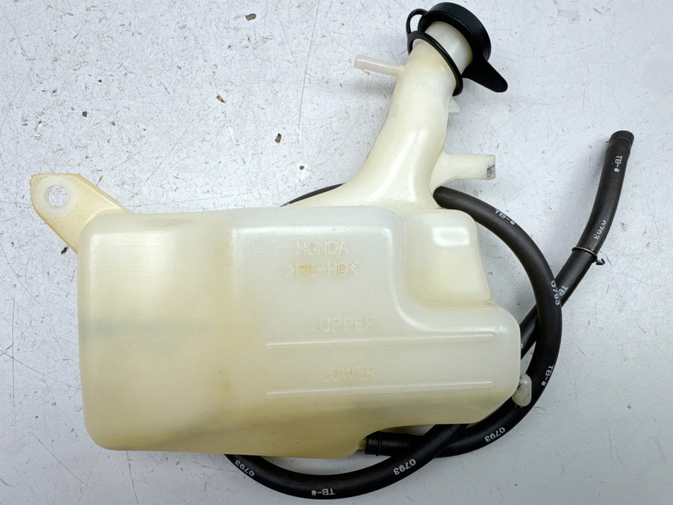 Honda CBR 900 SC28 Kühlmittelbehälter Ausgleichsbehälter Kühler Kühlmittel 92-95