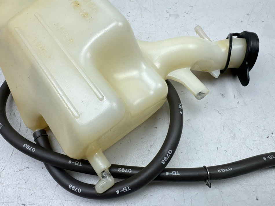 Honda CBR 900 SC28 Kühlmittelbehälter Ausgleichsbehälter Kühler Kühlmittel 92-95