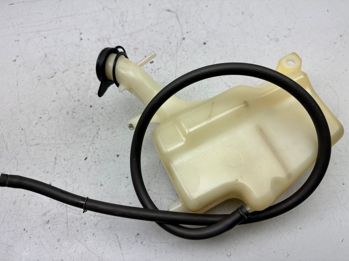 Honda CBR 900 SC28 Kühlmittelbehälter Ausgleichsbehälter Kühler Kühlmittel 92-95