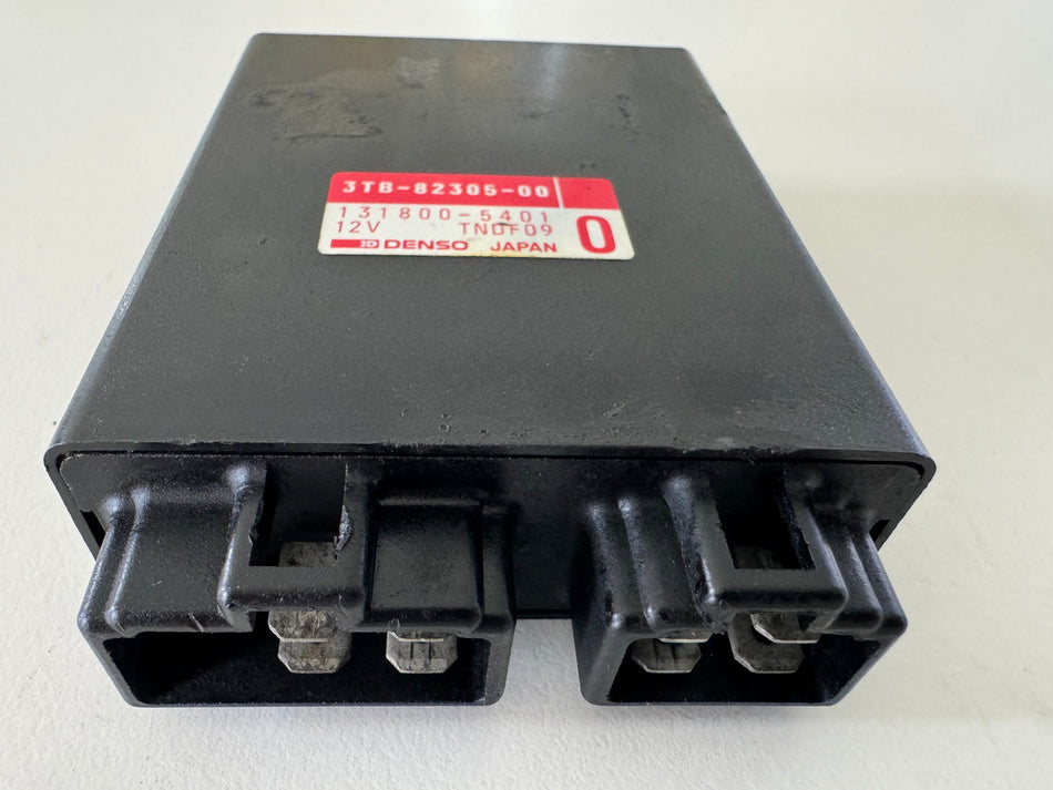 YAMAHA TT 600 E 4GV (4LW) CDI Caja de encendido Unidad de control Módulo de control Blackbox 3TB8230500