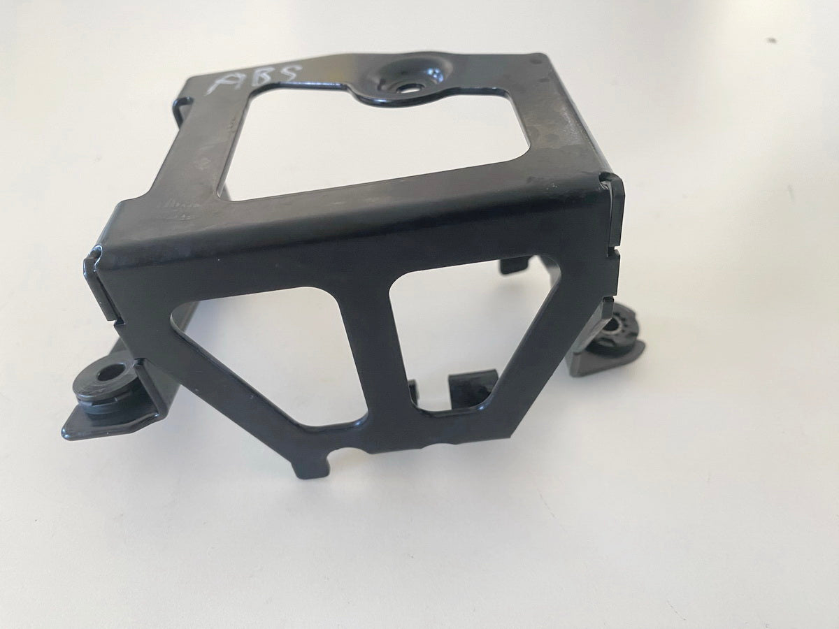 KTM 1290 SUPERDUKE R Halter ABS Pumpe Halteblech ABS Modul 14-16