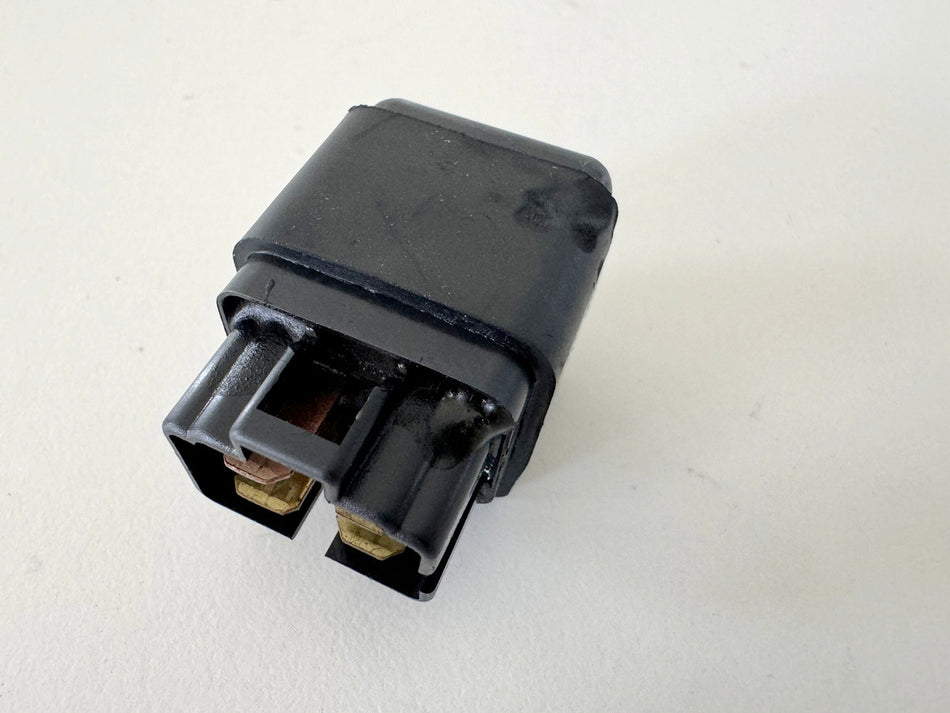 YAMAHA TT 600 E 4GV (4LW) Relé 12R-81950-02-00 Relay
