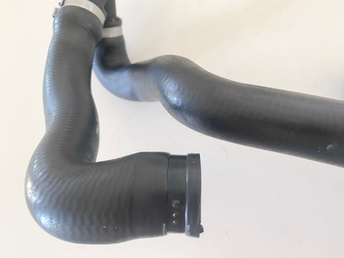 KTM 1290 SUPERDUKE R Kühlerschlauch Kühler links --> Thermostat 1 + 2 14-16