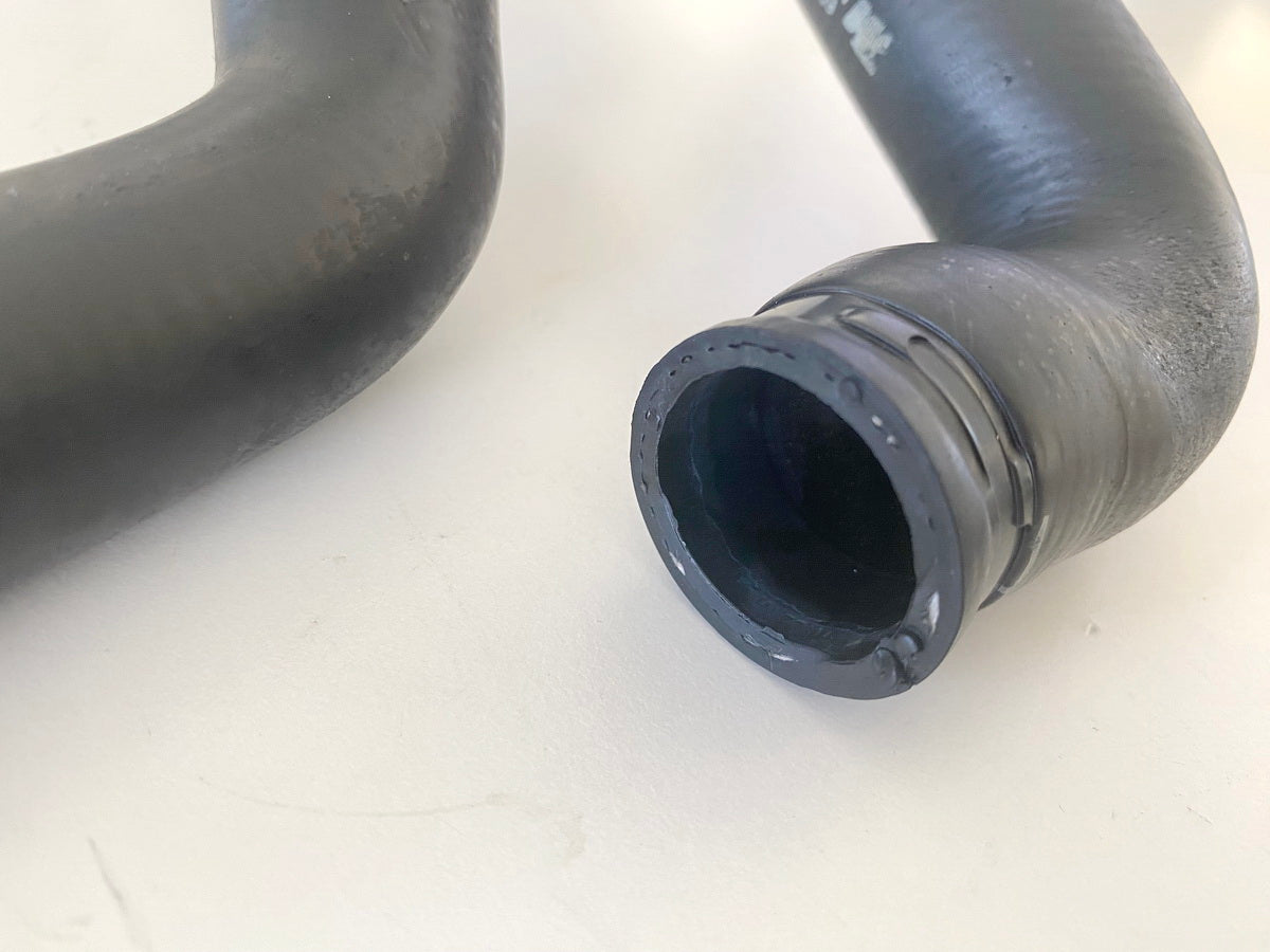 KTM 1290 SUPERDUKE R Kühlerschlauch Kühler links --> Thermostat 1 + 2 14-16