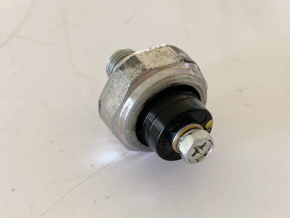 HONDA CBR 600 RR PC40 Öldruckschalter (für Motor) 07-13