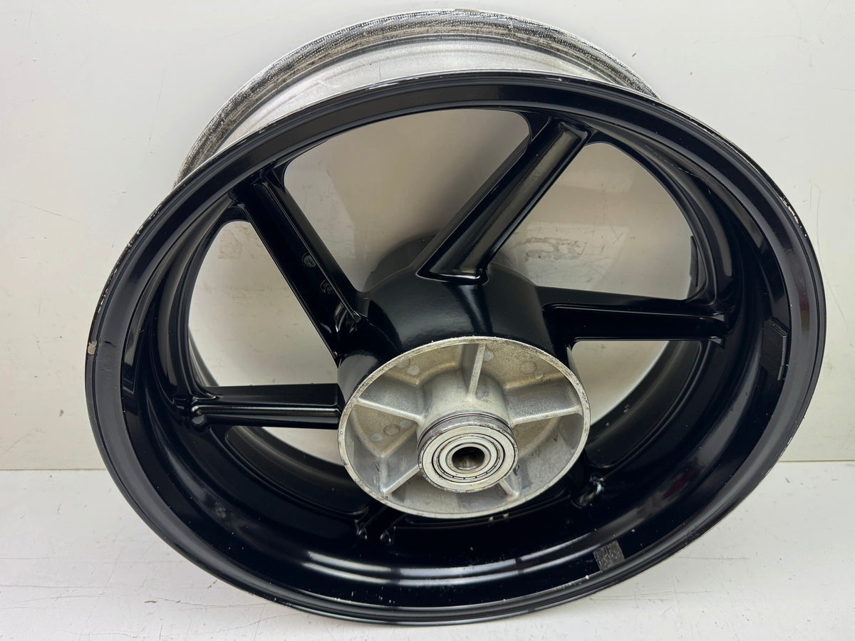 Honda CBR 900 SC28 Felge hinten Hinterrad J 17 x MT 5.50 schwarz original 92-93