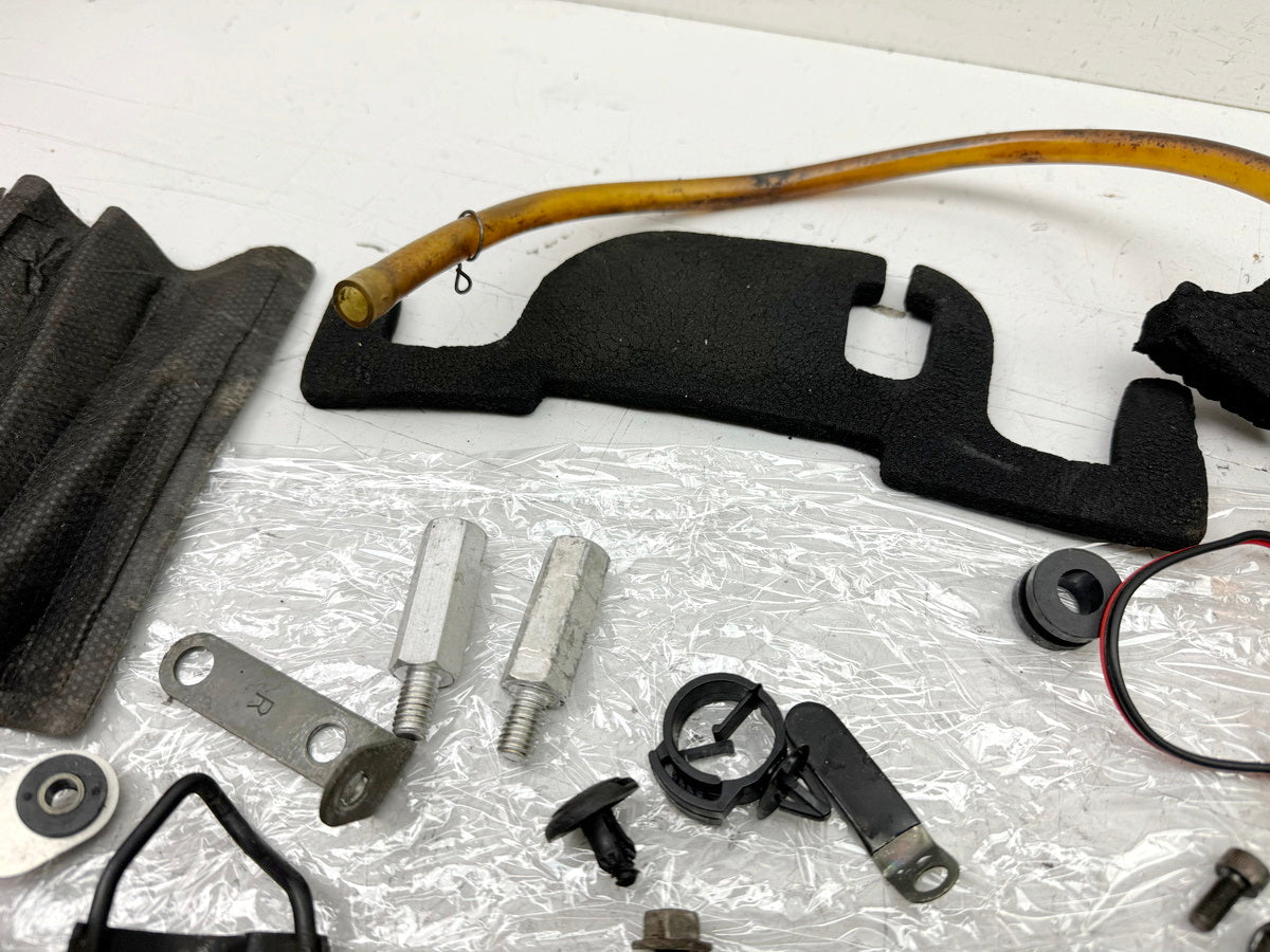 KAWASAKI ZX10R ZXT00D Schrauben Muttern Halter Kleinteile für Rahmen 06-07