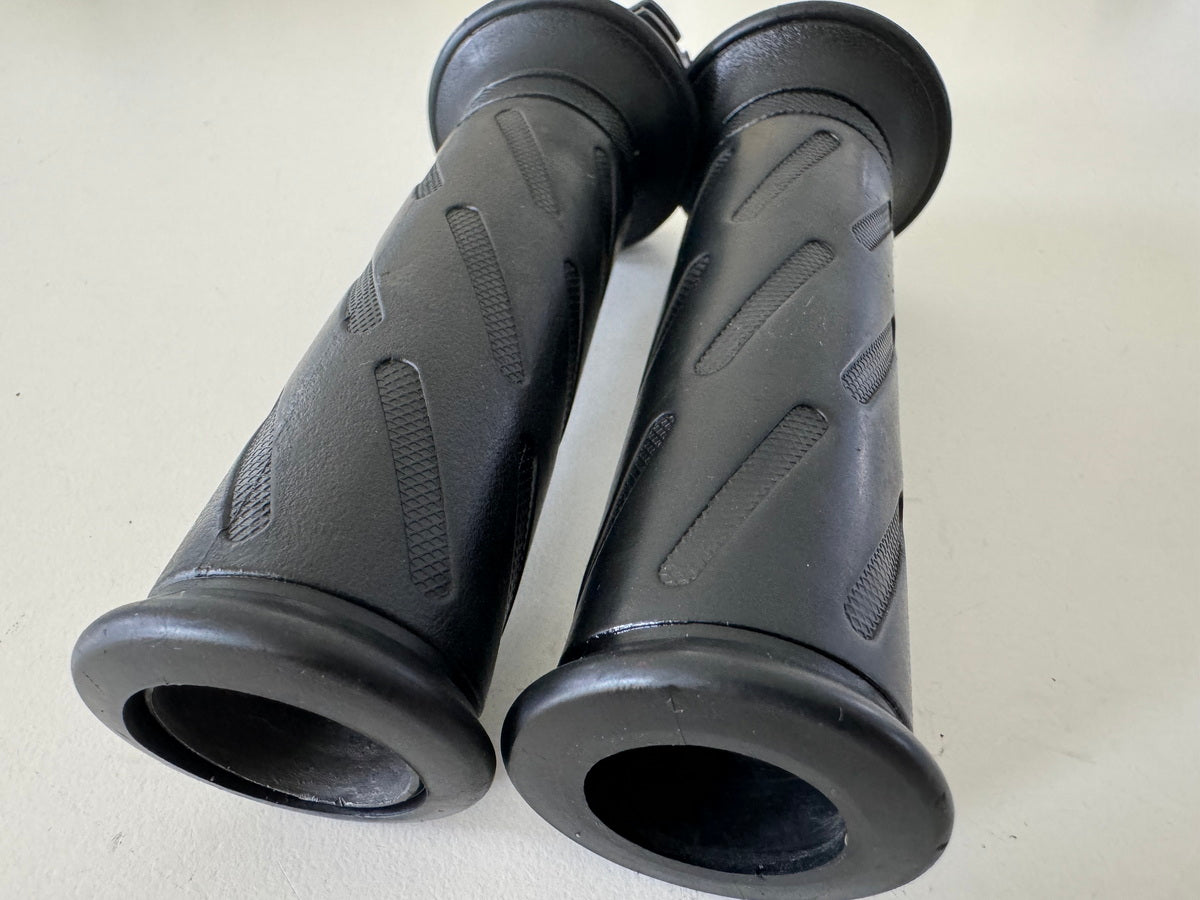 YAMAHA TT 600 E 4GV (4LW) Throttle Grip Handle Grips Handlebar Grips