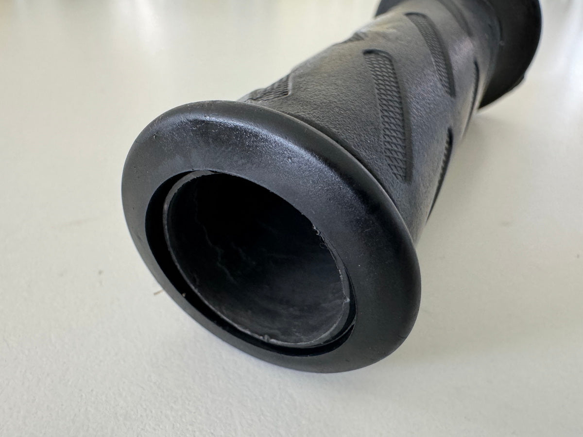 YAMAHA TT 600 E 4GV (4LW) Throttle Grip Handle Grips Handlebar Grips