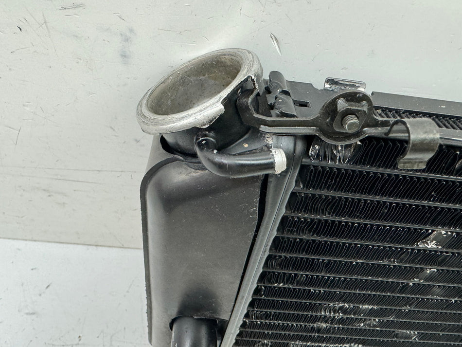 YAMAHA FZX 750 2MU (2JE) Radiador de agua