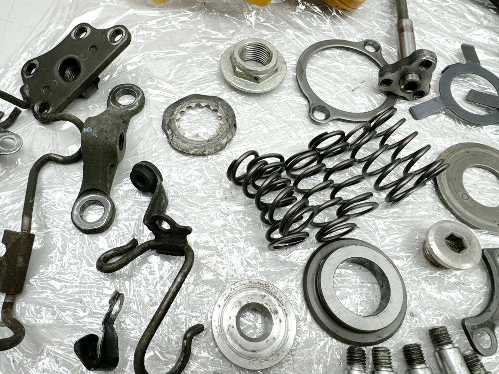 KAWASAKI ZX10R ZXT00D Schrauben Muttern Halter Kleinteile für Motor 06-07