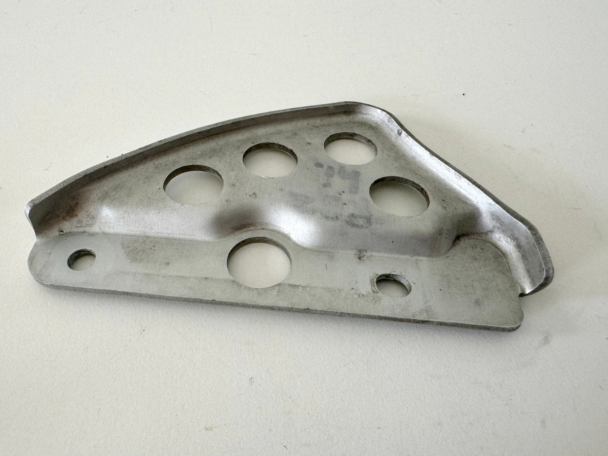 YAMAHA TT 600 E 4GV (4LW) Rear Brake Caliper Cover Trim Panel