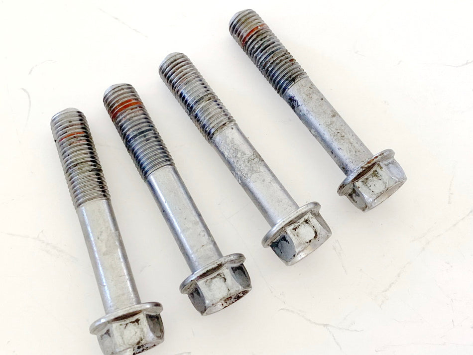 HONDA CBR 600 RR PC40 Schrauben für Bremssattel vorn Schraube Bremszange 07-13