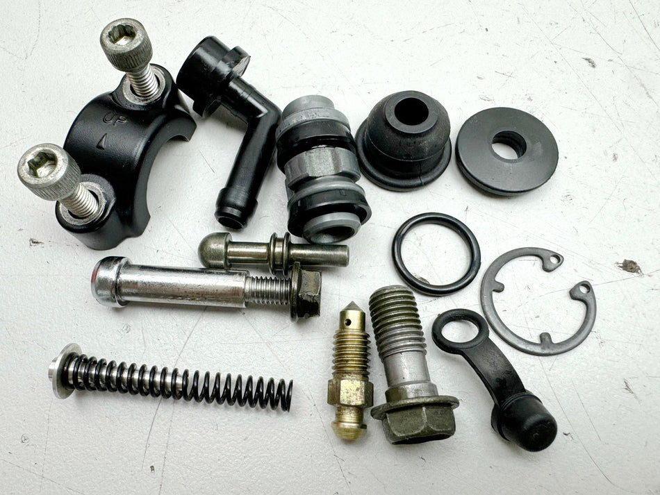 KAWASAKI ZX10R ZXT00D Schelle Klemme Bremskolben für Bremszylinder vorn 06-07