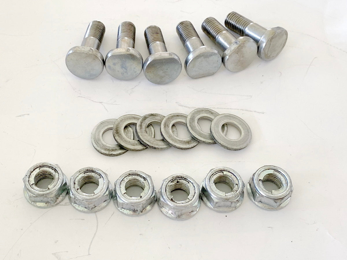 HONDA CBR 600 RR PC40 Tornillos para portacoronas Tuercas corona 07-13