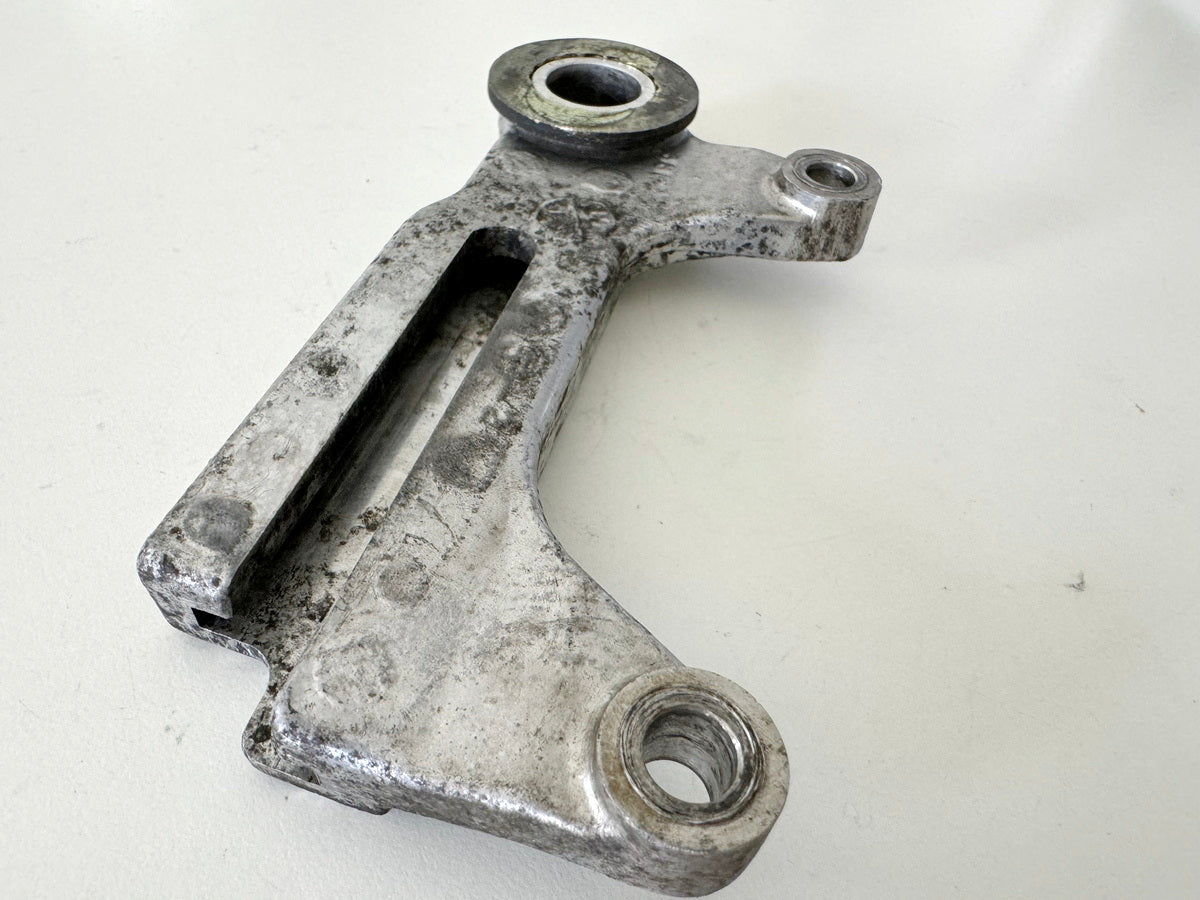 YAMAHA TT 600 E 4GV (4LW) Anchor plate rear caliper holder brake anchor plate