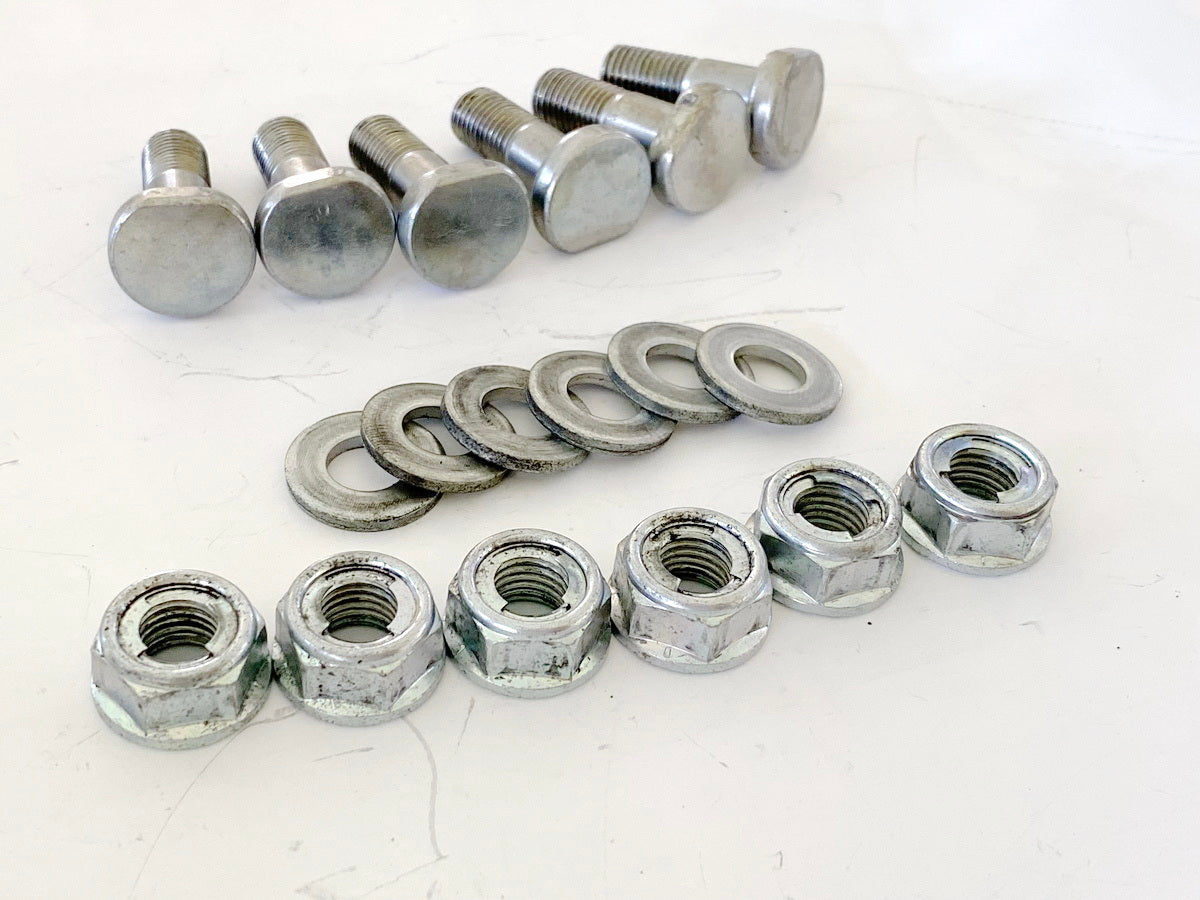 HONDA CBR 600 RR PC40 Tornillos para portacoronas Tuercas corona 07-13
