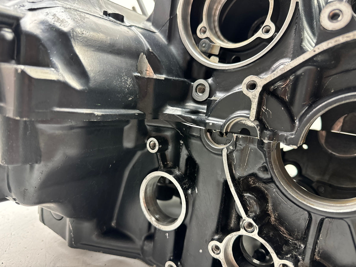 YAMAHA FZX 750 2MU (2JE) Engine Housing Crankcase