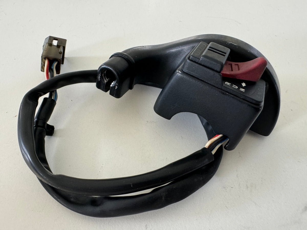 YAMAHA TT 600 E 4GV (4LW) Handlebar Switch Right Switch Emergency Stop Kill Switch