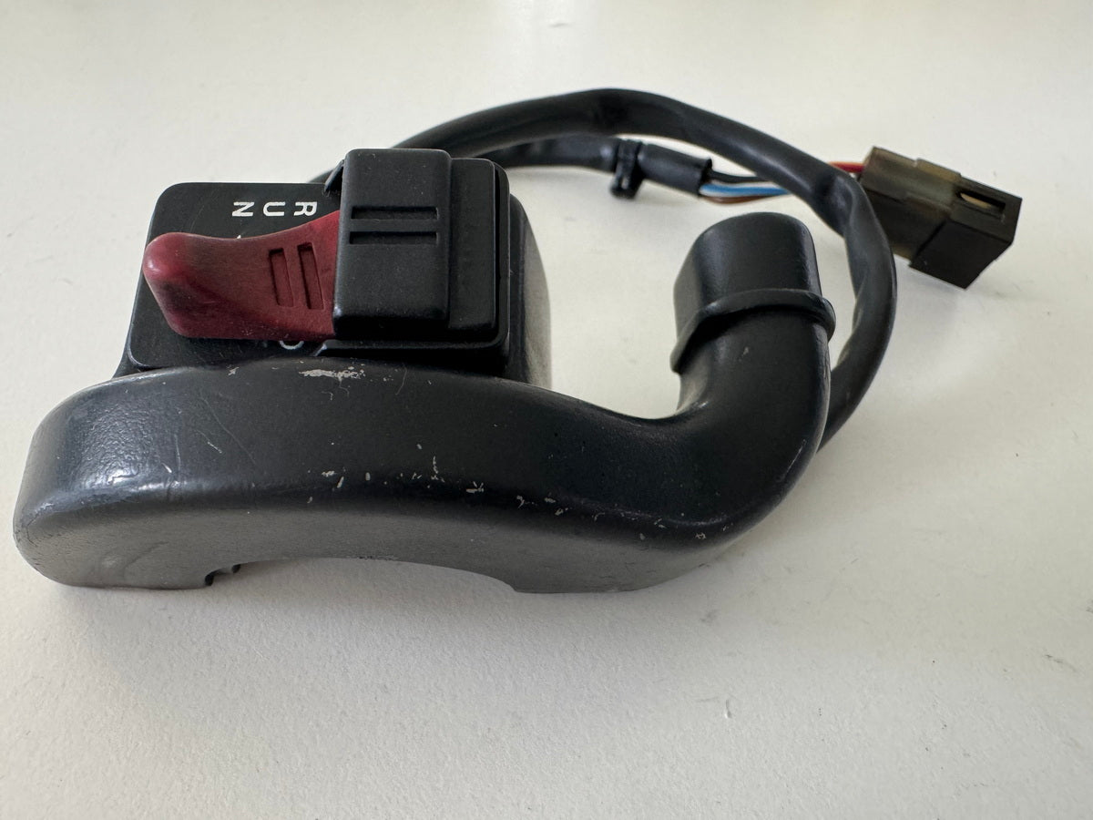 YAMAHA TT 600 E 4GV (4LW) Handlebar Switch Right Switch Emergency Stop Kill Switch