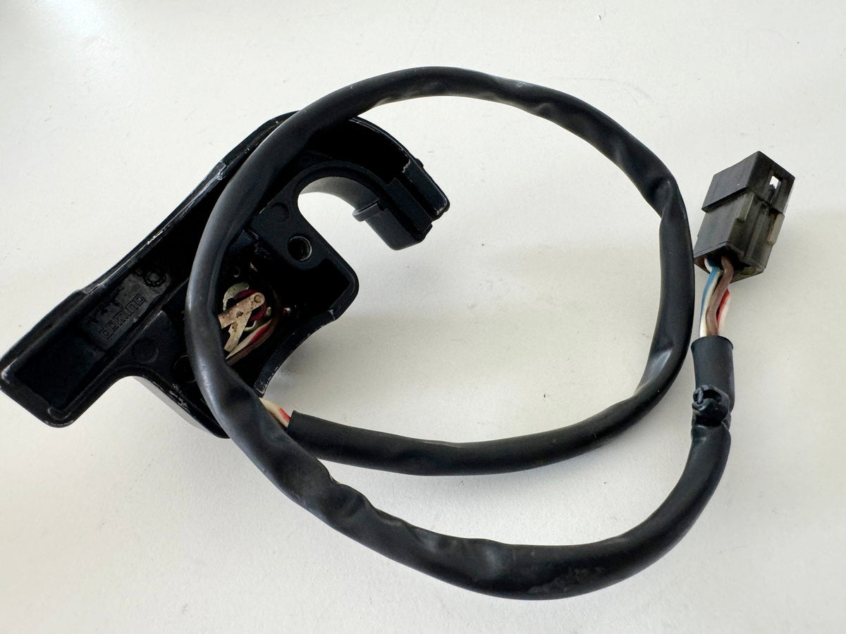 YAMAHA TT 600 E 4GV (4LW) Handlebar Switch Right Switch Emergency Stop Kill Switch