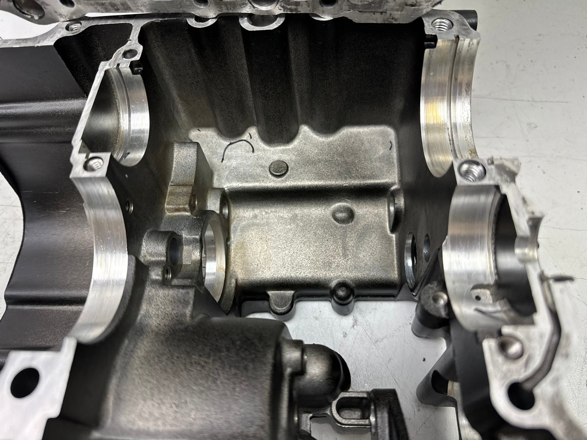 YAMAHA FZX 750 2MU (2JE) Engine Housing Crankcase