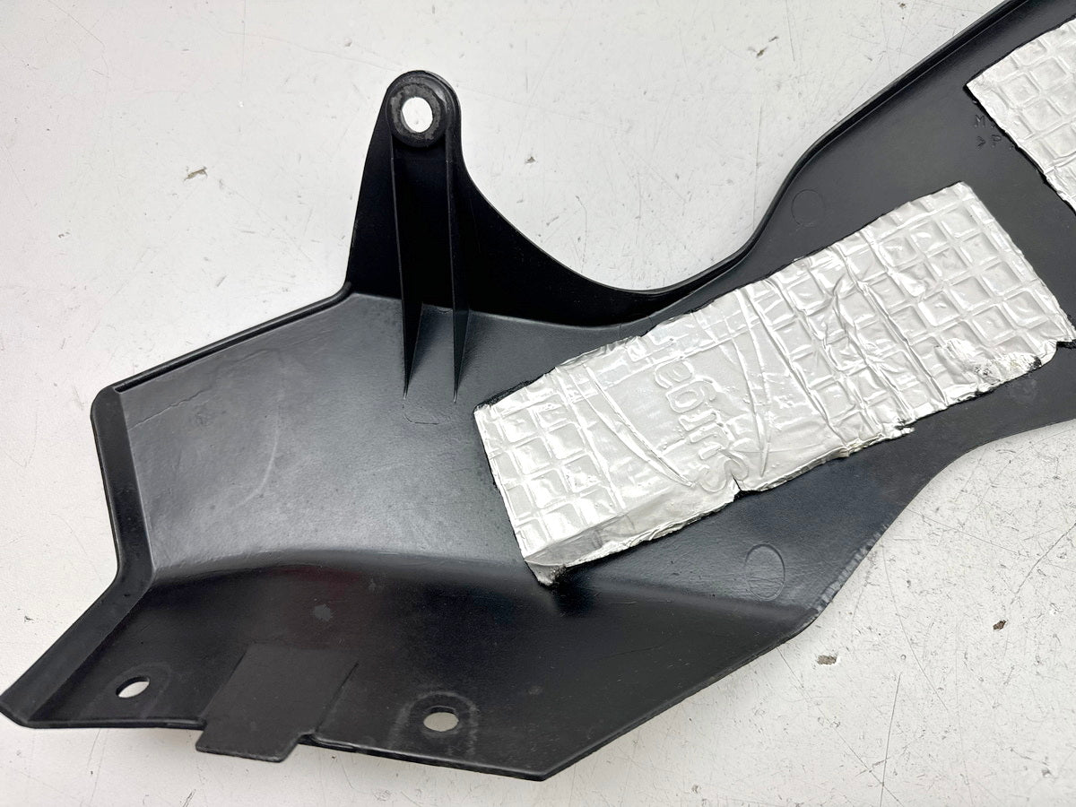 KAWASAKI ZX10R ZXT00D Verkleidung Bug links unten Bugspoiler Abdeckung 06-07