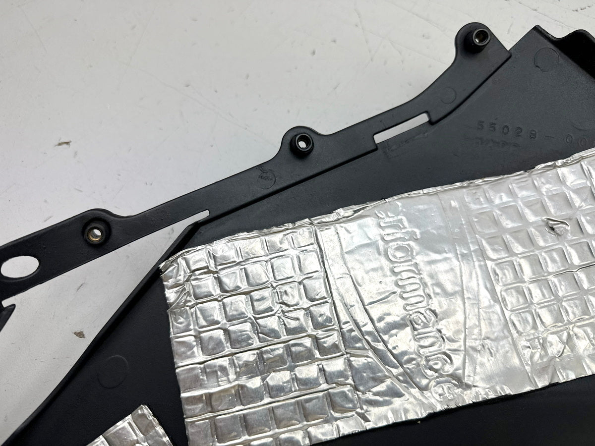 KAWASAKI ZX10R ZXT00D Verkleidung Bug rechts unten Bugspoiler Abdeckung 06-07