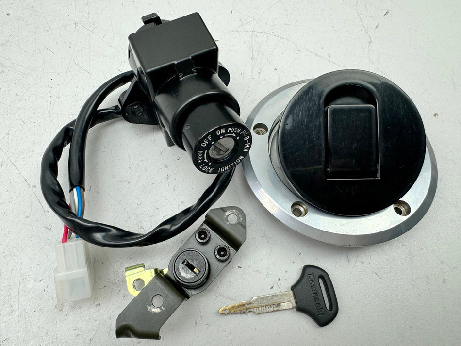 KAWASAKI Z 1000 ZRT00A Schloßsatz original Zündschloß Tankdeckel Schlüssel 03-04