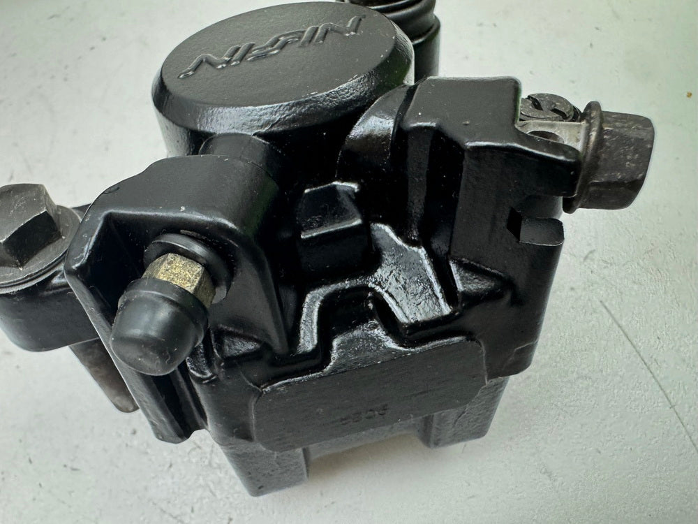 Honda CBR 900 SC28 Bremssattel hinten Nissin Bremszange Bremskolben 92-95