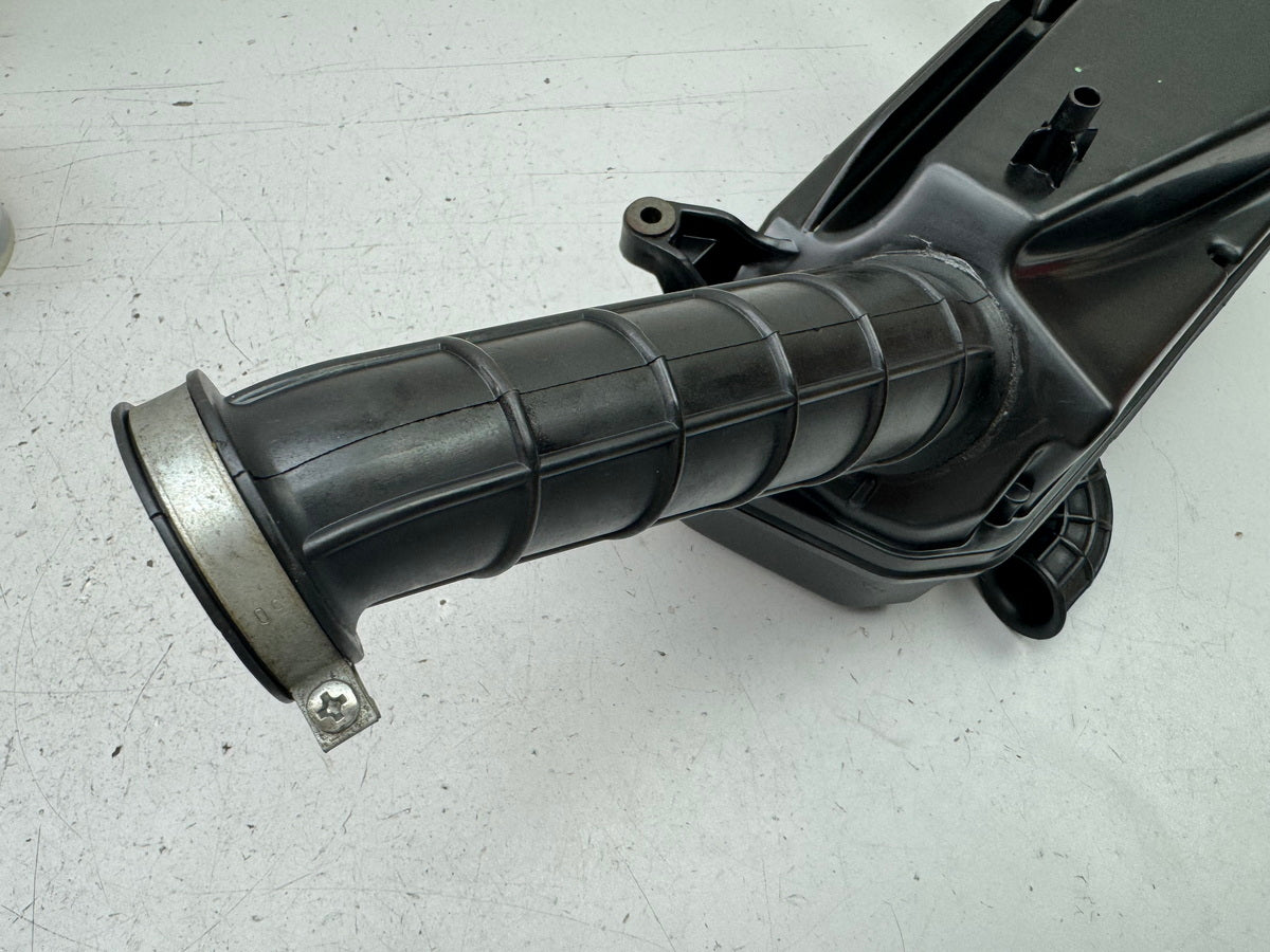 HONDA FES 125 JF12 PANTHEON Airbox Luftfilterkasten Luftfiltergehäuse Schlauch