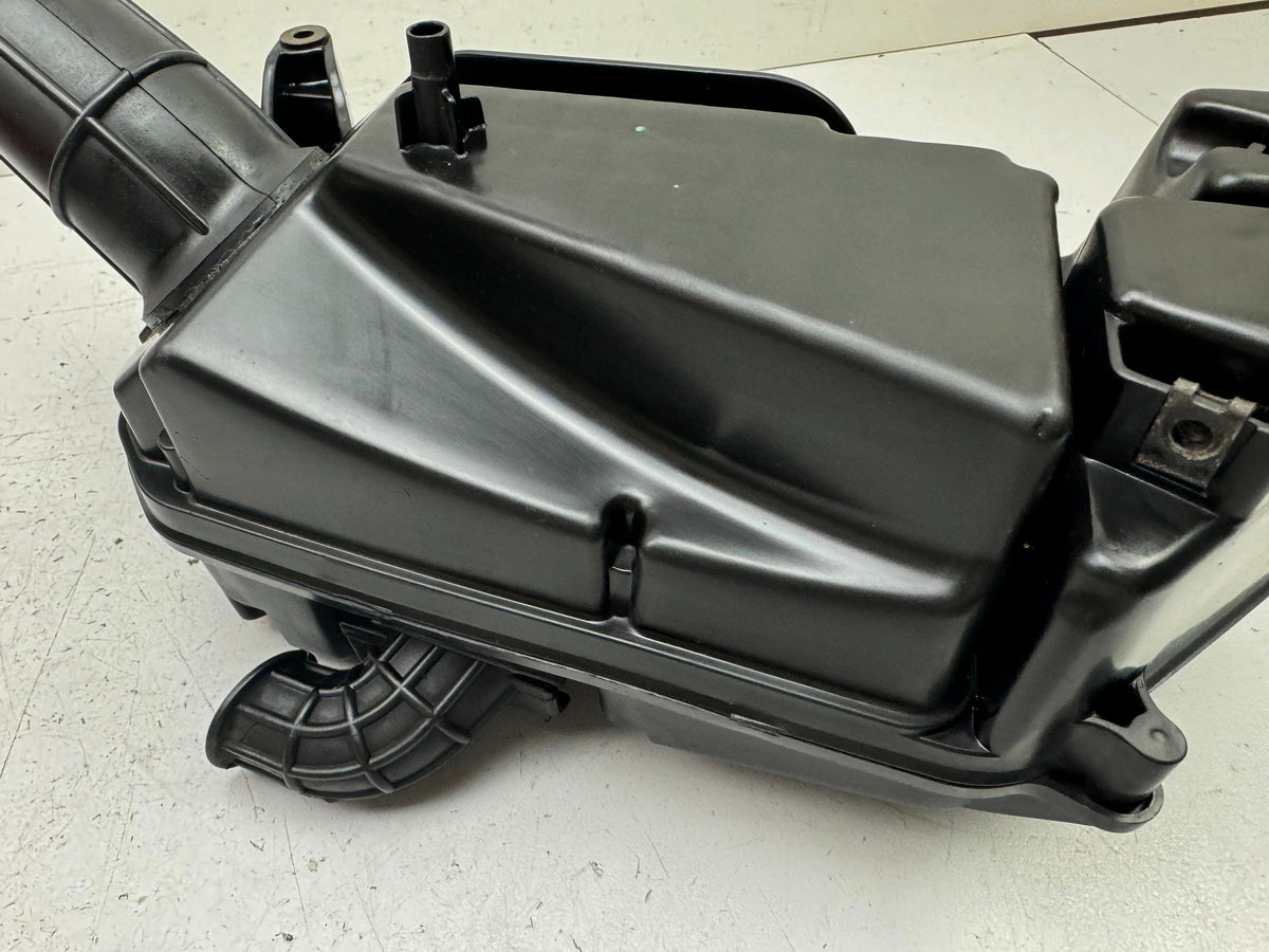 HONDA FES 125 JF12 PANTHEON Airbox Luftfilterkasten Luftfiltergehäuse Schlauch