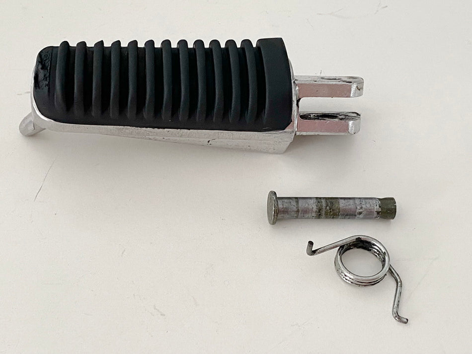 YAMAHA XJ 600S RJ01 DIVERSION Fußraste Fahrer links vorn Bolzen original