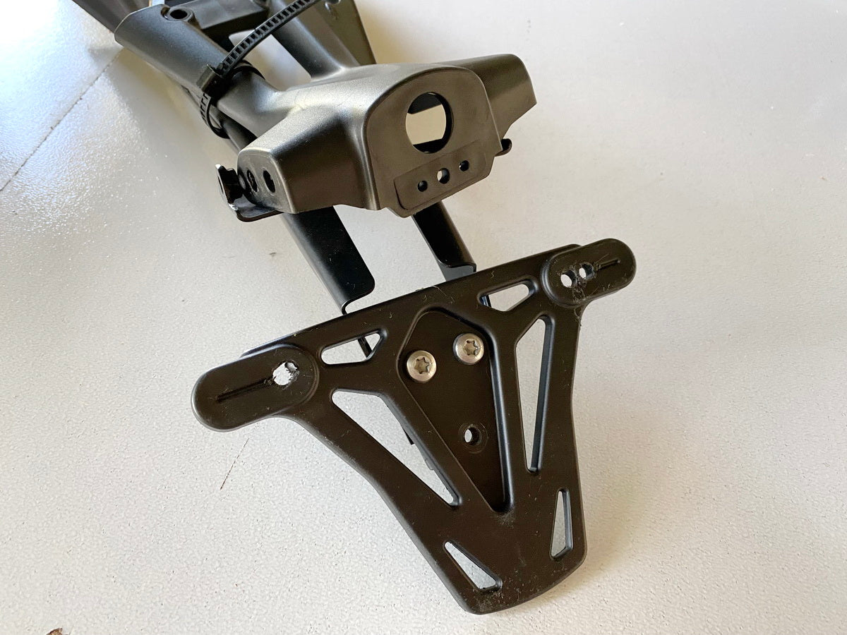 TRIUMPH DAYTONA 675 D67LC Kennzeichenträger Kennzeichenhalter Halterung