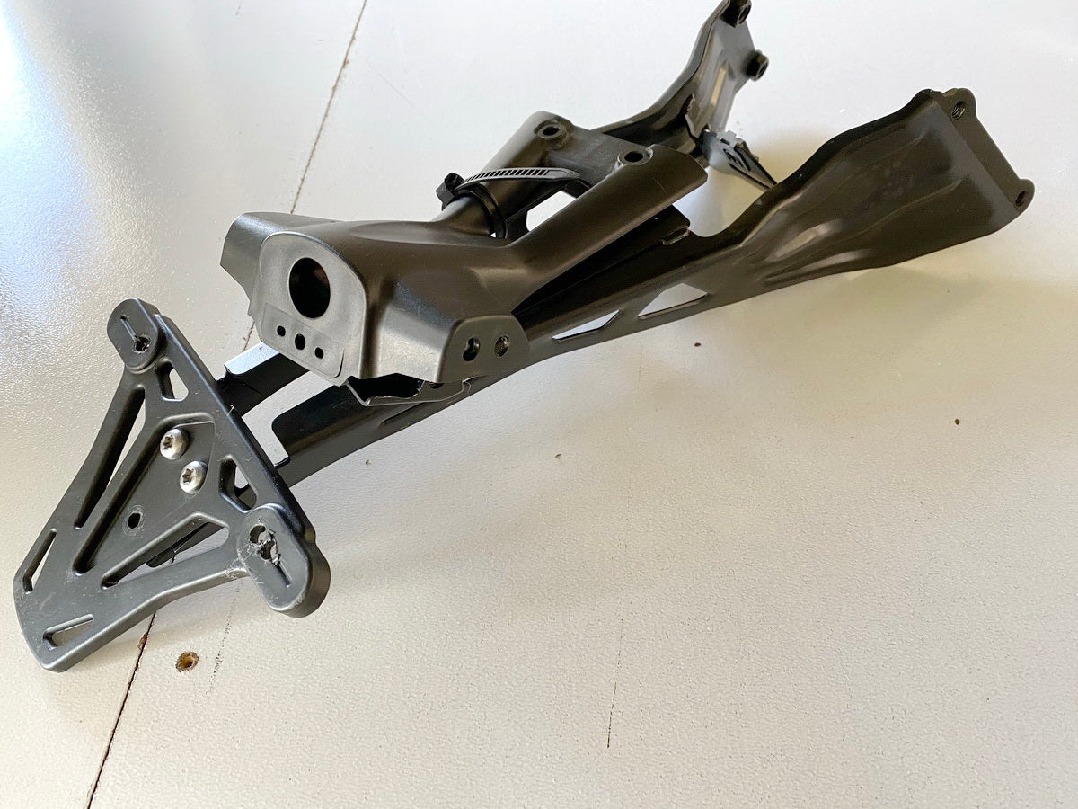 TRIUMPH DAYTONA 675 D67LC Kennzeichenträger Kennzeichenhalter Halterung