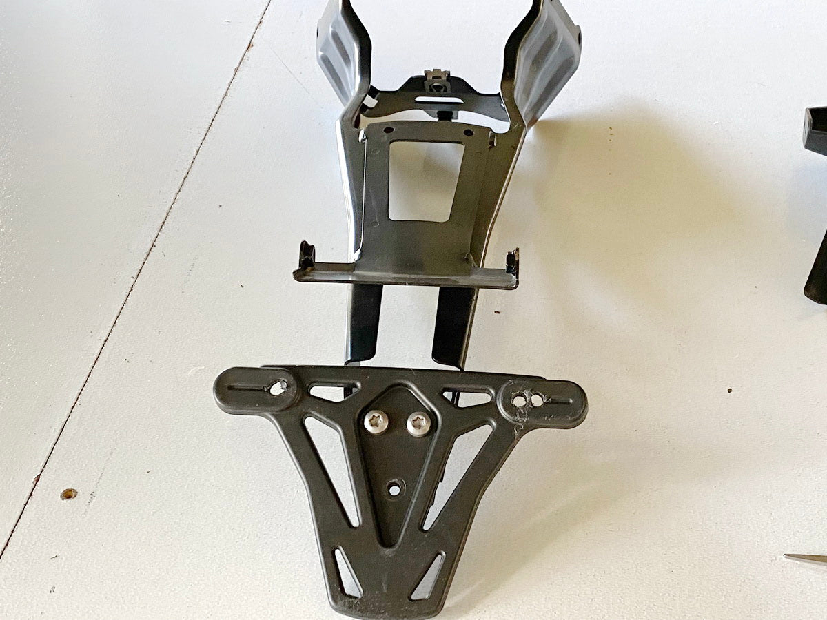 TRIUMPH DAYTONA 675 D67LC Kennzeichenträger Kennzeichenhalter Halterung