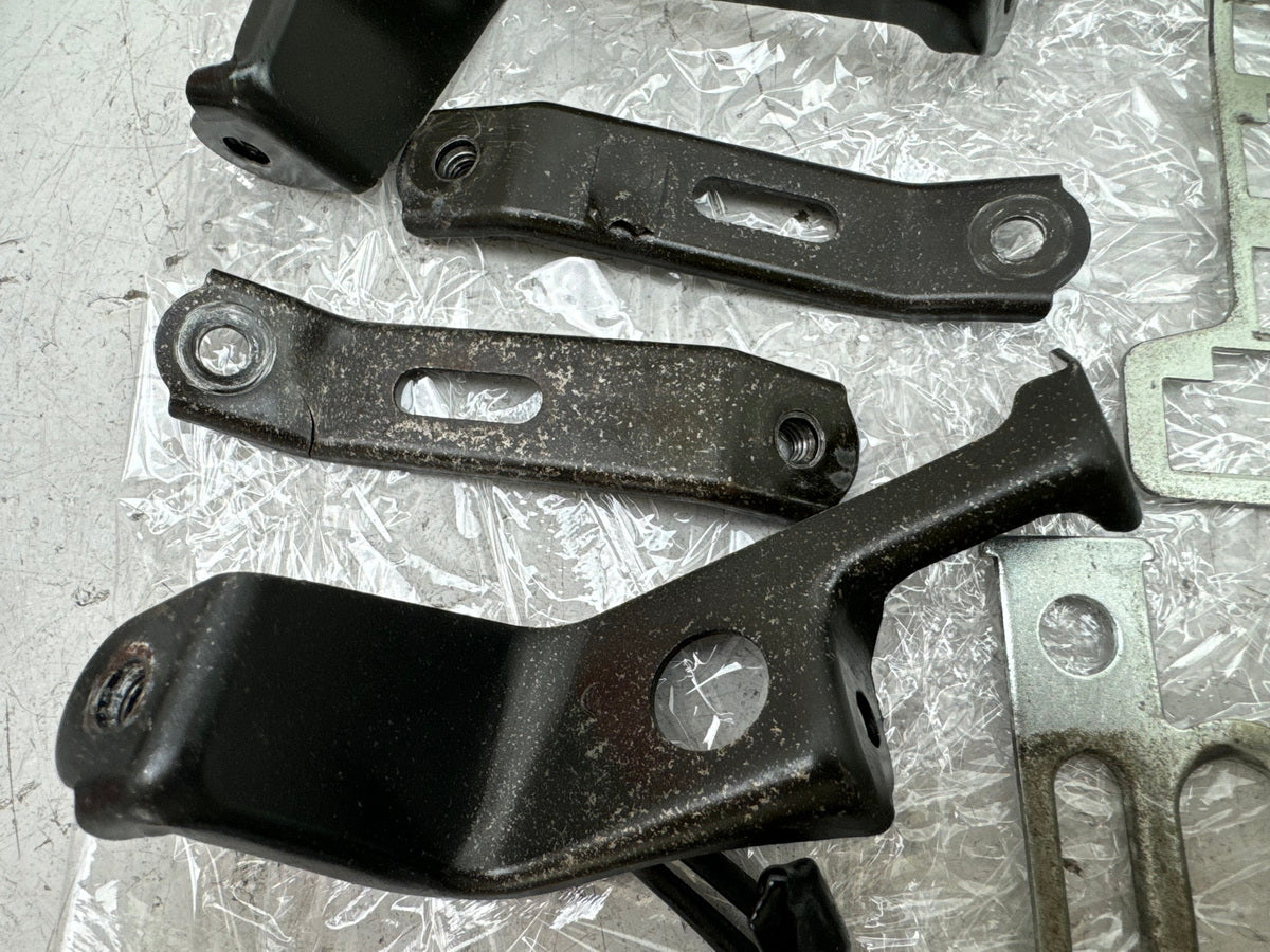 Honda CBR 900 SC28 Schrauben Muttern Halter Kleinteile für Rahmen  92-95