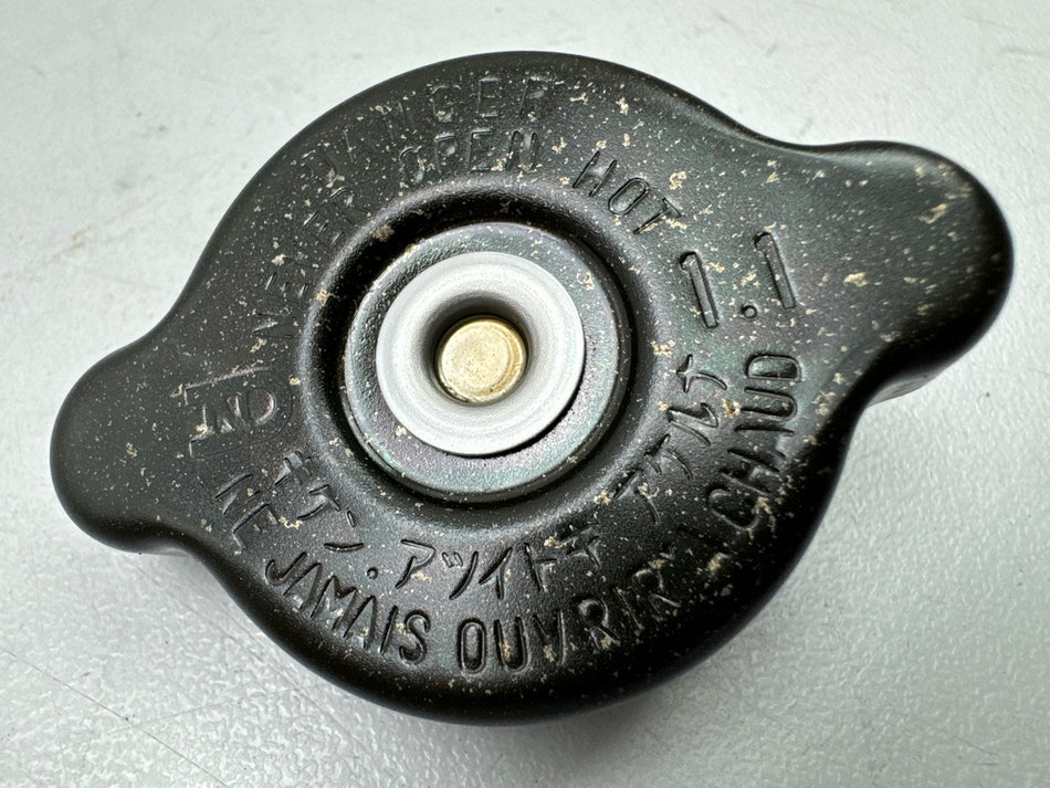 KAWASAKI Z 1000 ZRT00A Kühlerdeckel Verschluß Einfüllstutzen Cap Deckel 03-06