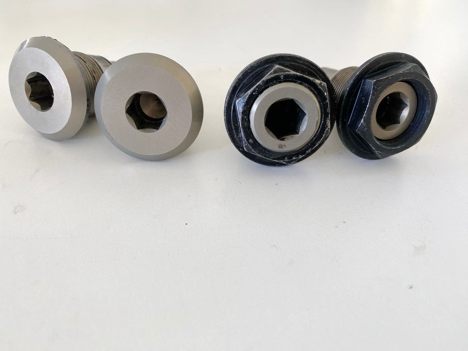 BMW R 1150 R R21 Schrauben Schwinge Lagerzapfen Bundmutter Bolzen Kardan