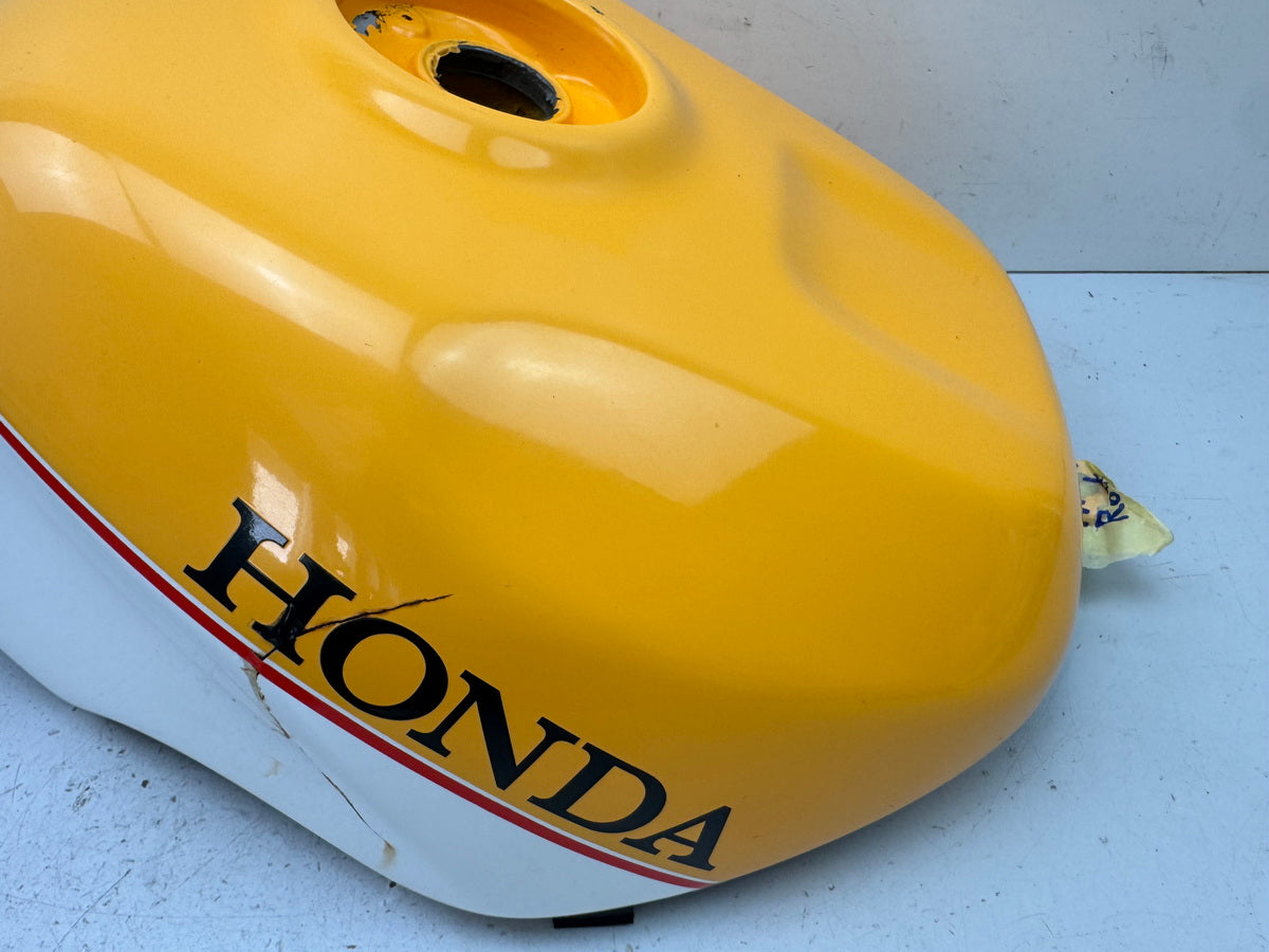 Honda CBR 900 SC28 Tank Kraftstofftank Benzintank Sprittank 92-95