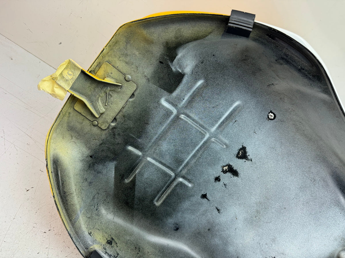 Honda CBR 900 SC28 Tank Kraftstofftank Benzintank Sprittank 92-95